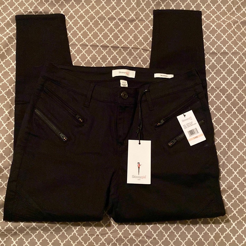 NWT - Skinny Girl Moto Skinny Jean